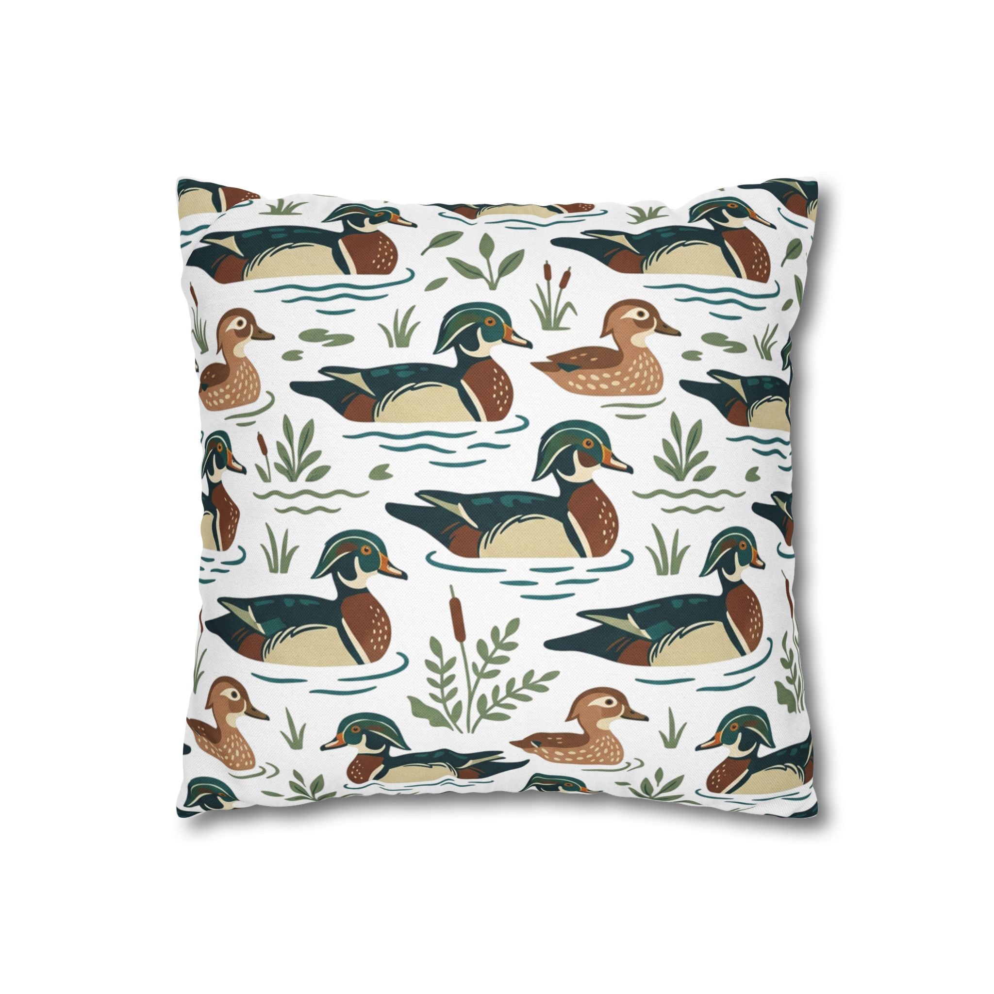 Wood Duck Pattern Pillow Cover — Nature-Inspired Decorative Throw Pillowcase