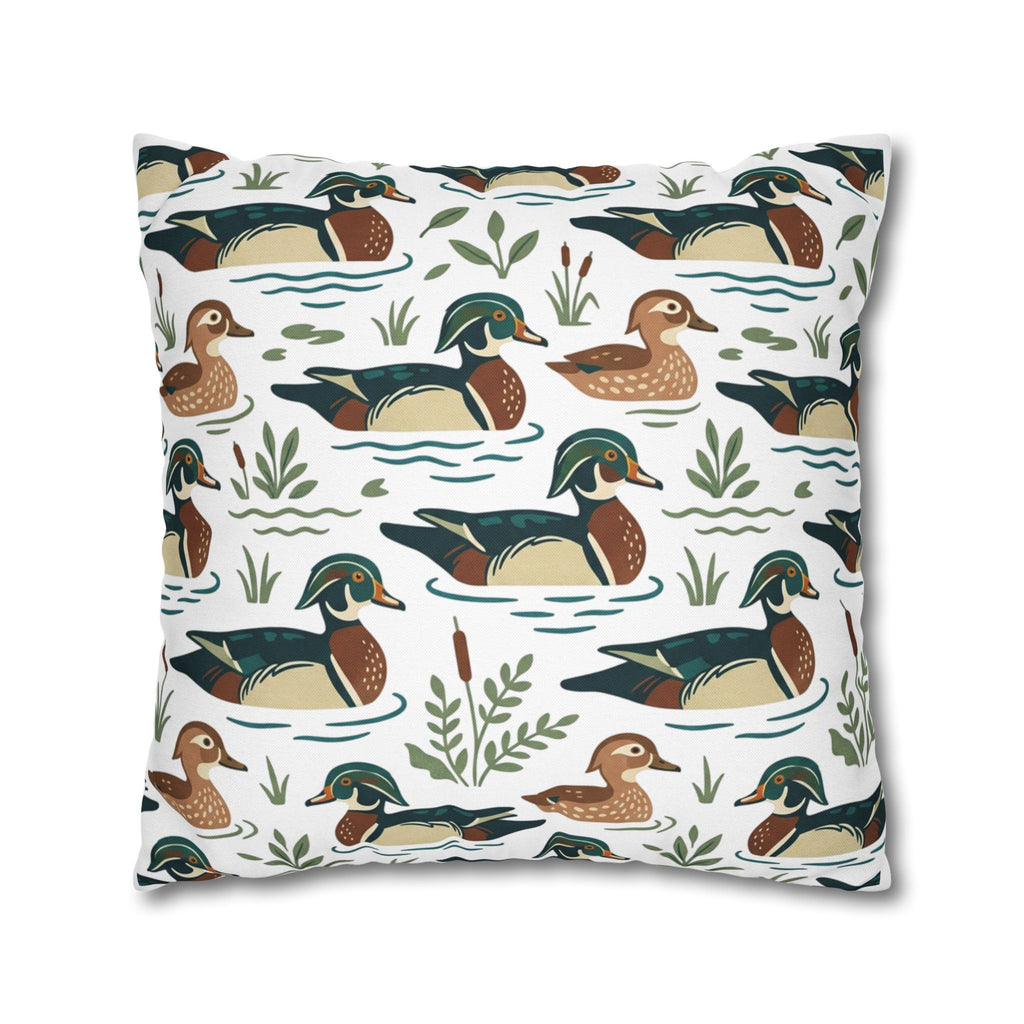 Wood Duck Pattern Pillow Cover — Nature-Inspired Decorative Throw Pillowcase