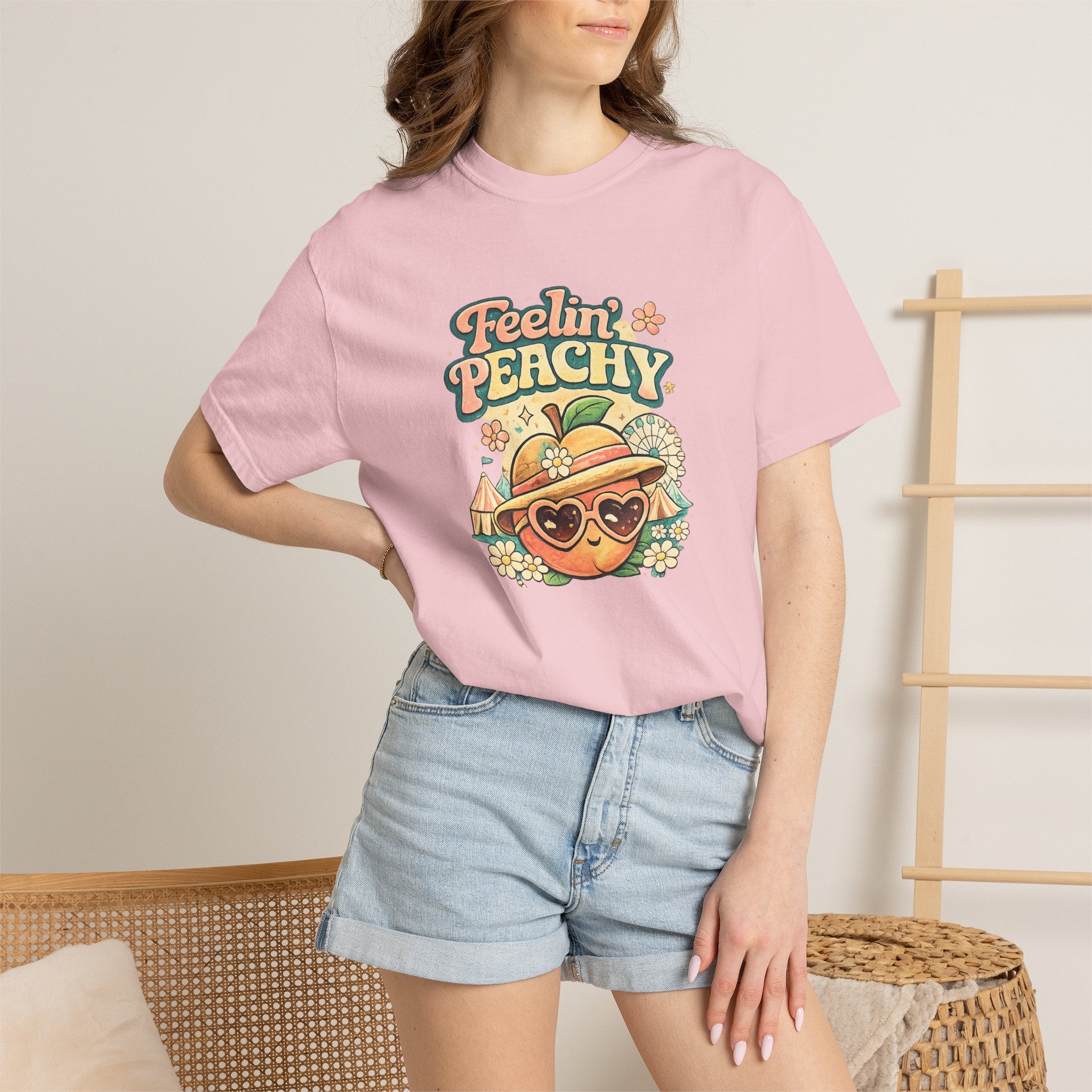 Feelin' Peachy T-Shirt – Retro Summer Peach Graphic Tee