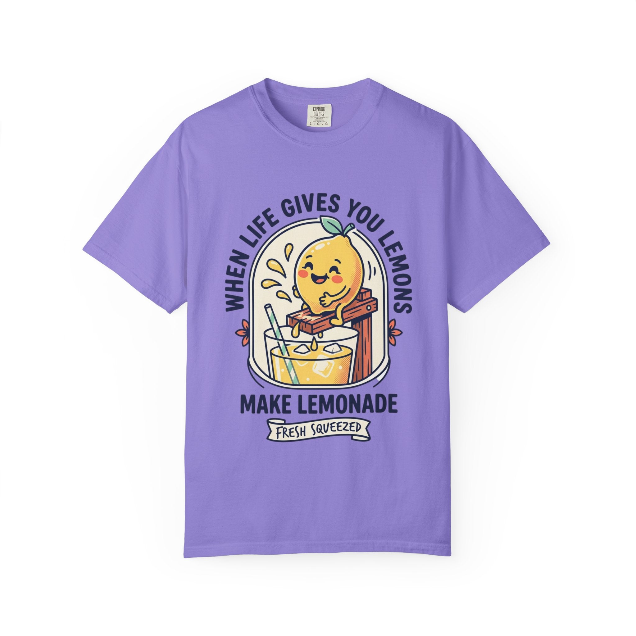T-Shirt — "When Life Gives You Lemons, Make Lemonade" Cute Lemon Graphic Tee