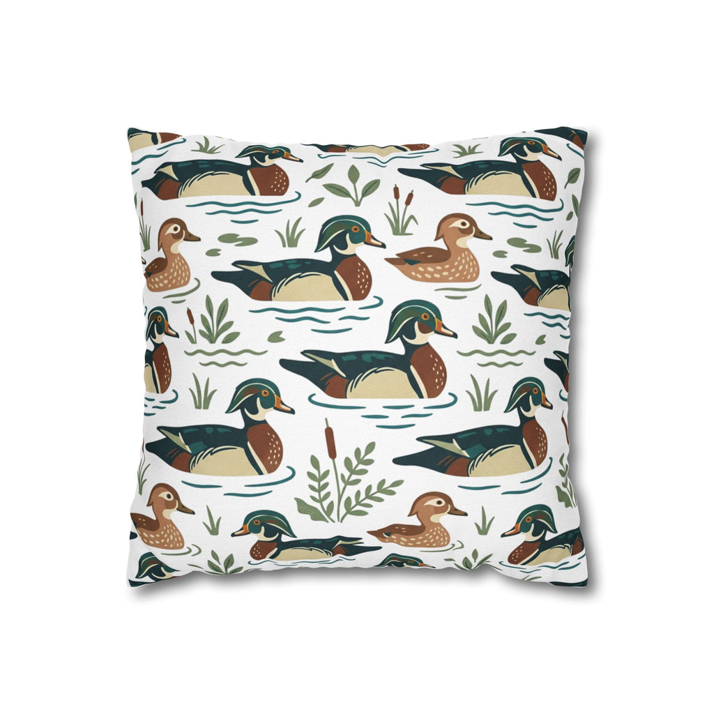 Wood Duck Pattern Pillow Cover — Nature-Inspired Decorative Throw Pillowcase