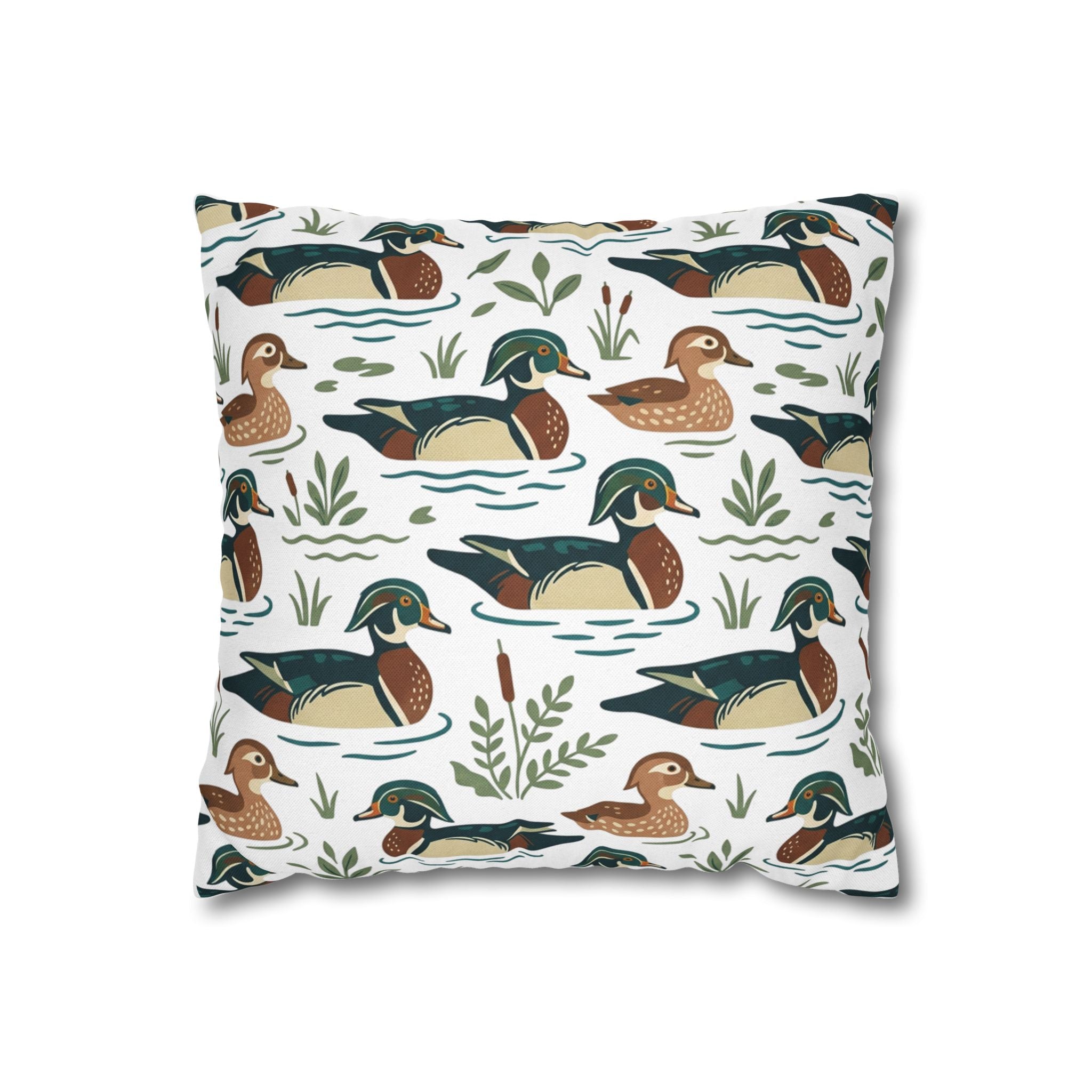 Wood Duck Pattern Pillow Cover — Nature-Inspired Decorative Throw Pillowcase