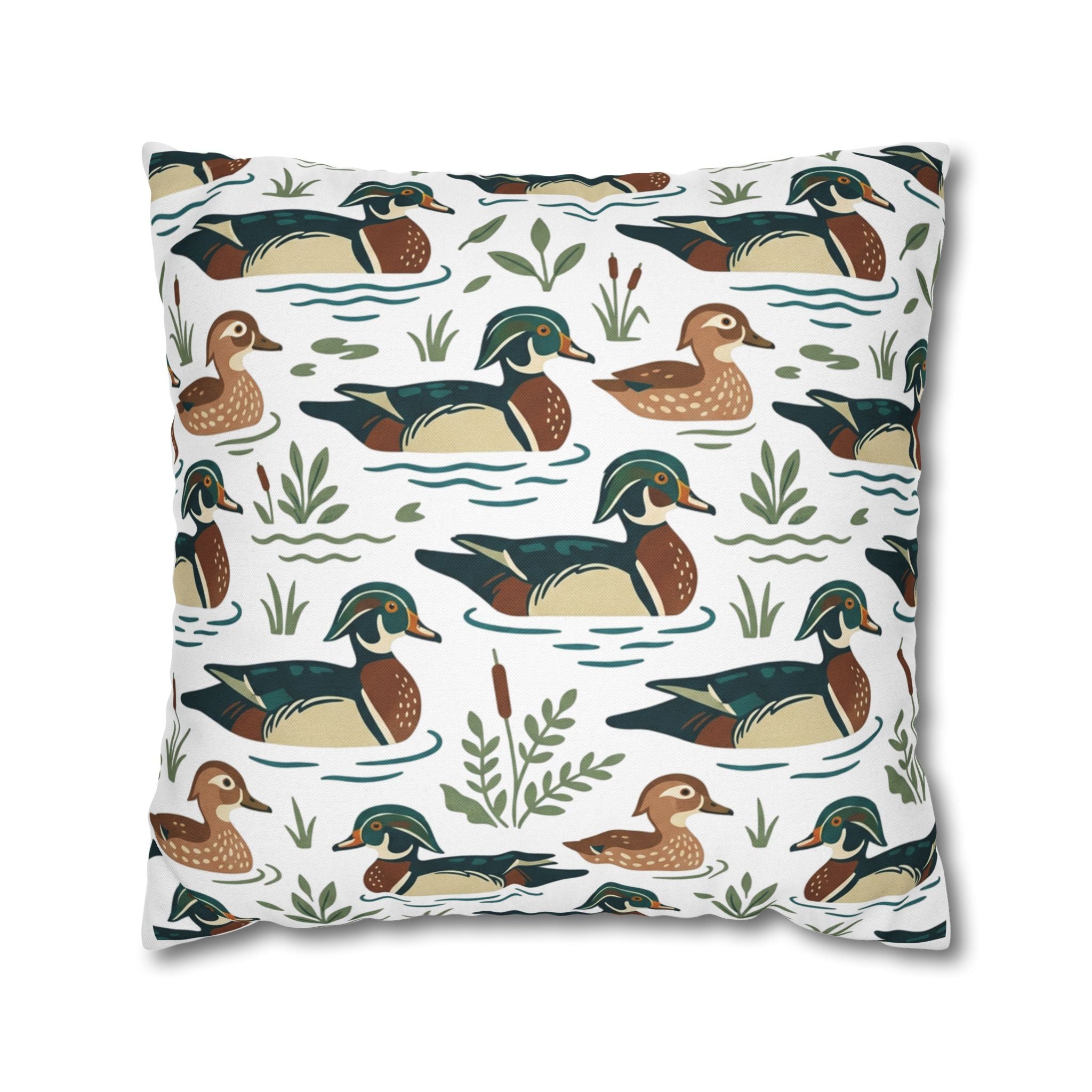 Wood Duck Pattern Pillow Cover — Nature-Inspired Decorative Throw Pillowcase